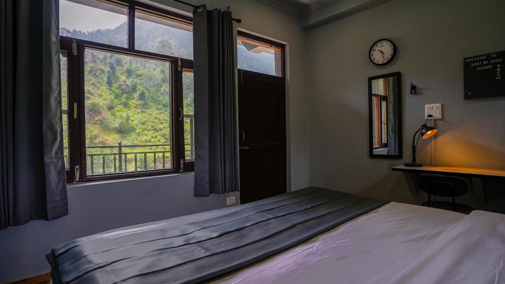 Sort By Stays, Kareri Dharamshala Ngoại thất bức ảnh
